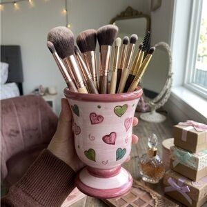 Hand-Painted Pink Heart Ceramic Brush Holder